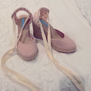 Draper James light pink ballet ribbon wedges